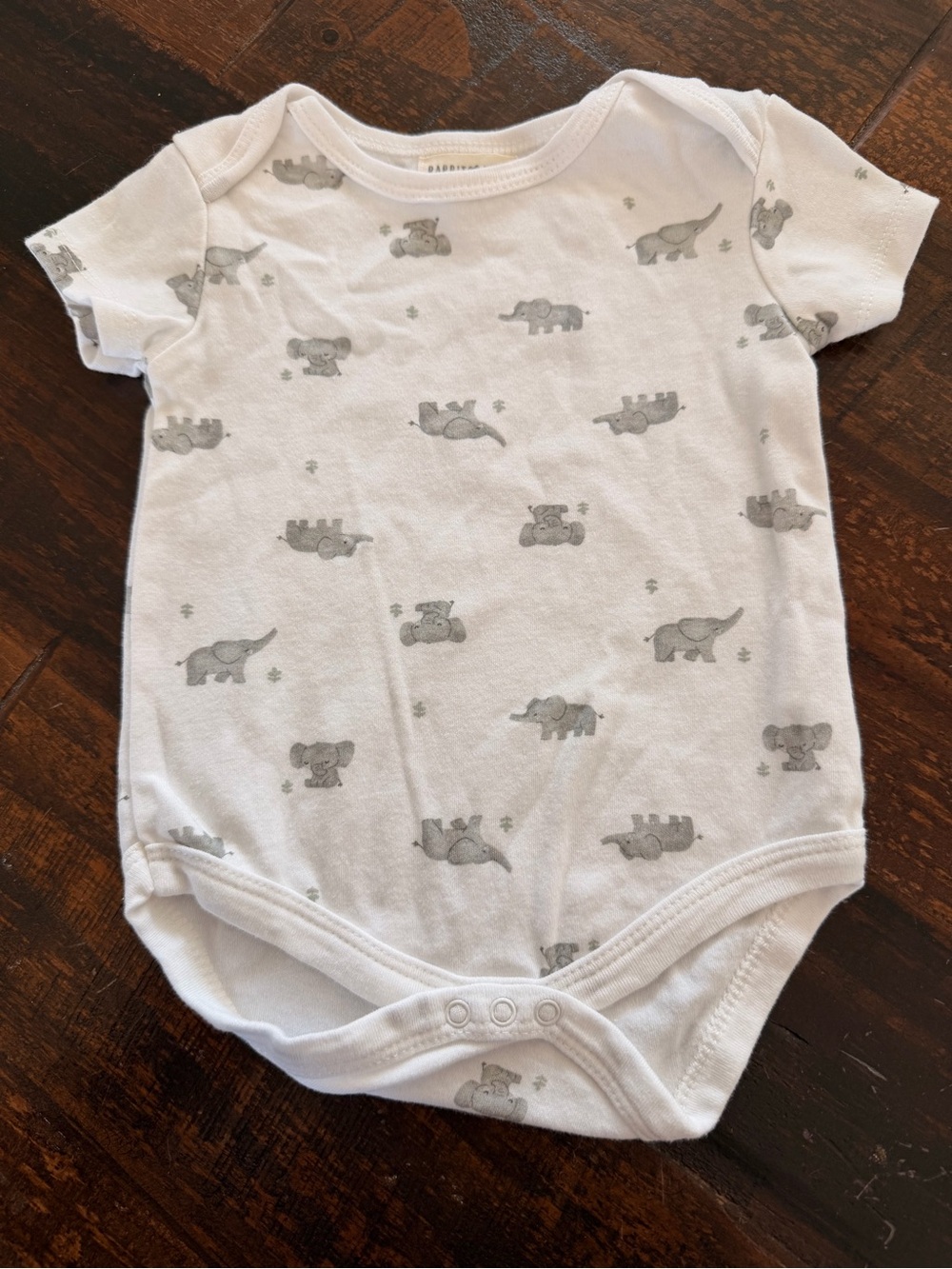 👚CLOSET CLEAN OUT👖 Short-Sleeve One-Piece White with Gray Elephants 6-9M